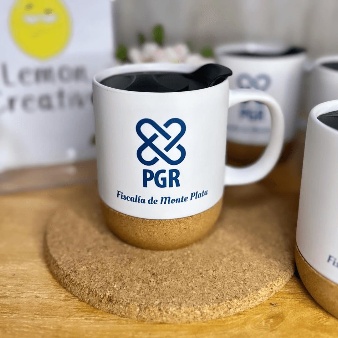 Tazas con Base de Corcho y Tapa Personalizadas - Lemon Creativo
