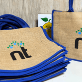 Bolso de Yute Personalizado con Borde y Asa de Color – Estilo Sostenible para Tu Marca - Lemon Creativo