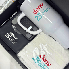 Kit de Regalo Empresarial de Aniversario – Exclusividad y Reconocimiento con el Sello de Tu Marca - Lemon Creativo