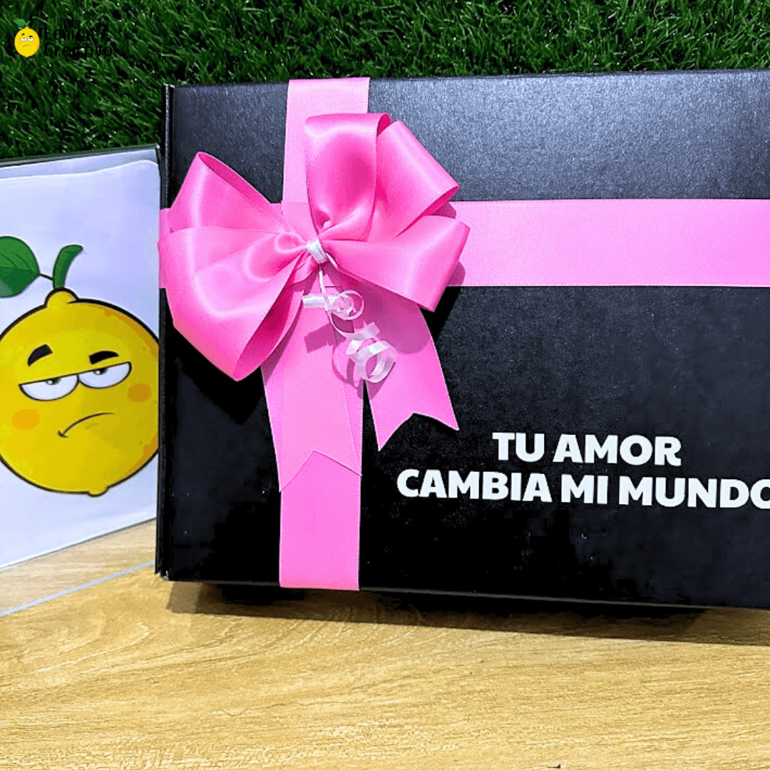 Box Gift | T-Shirt + Rosa - Lemon Creativo