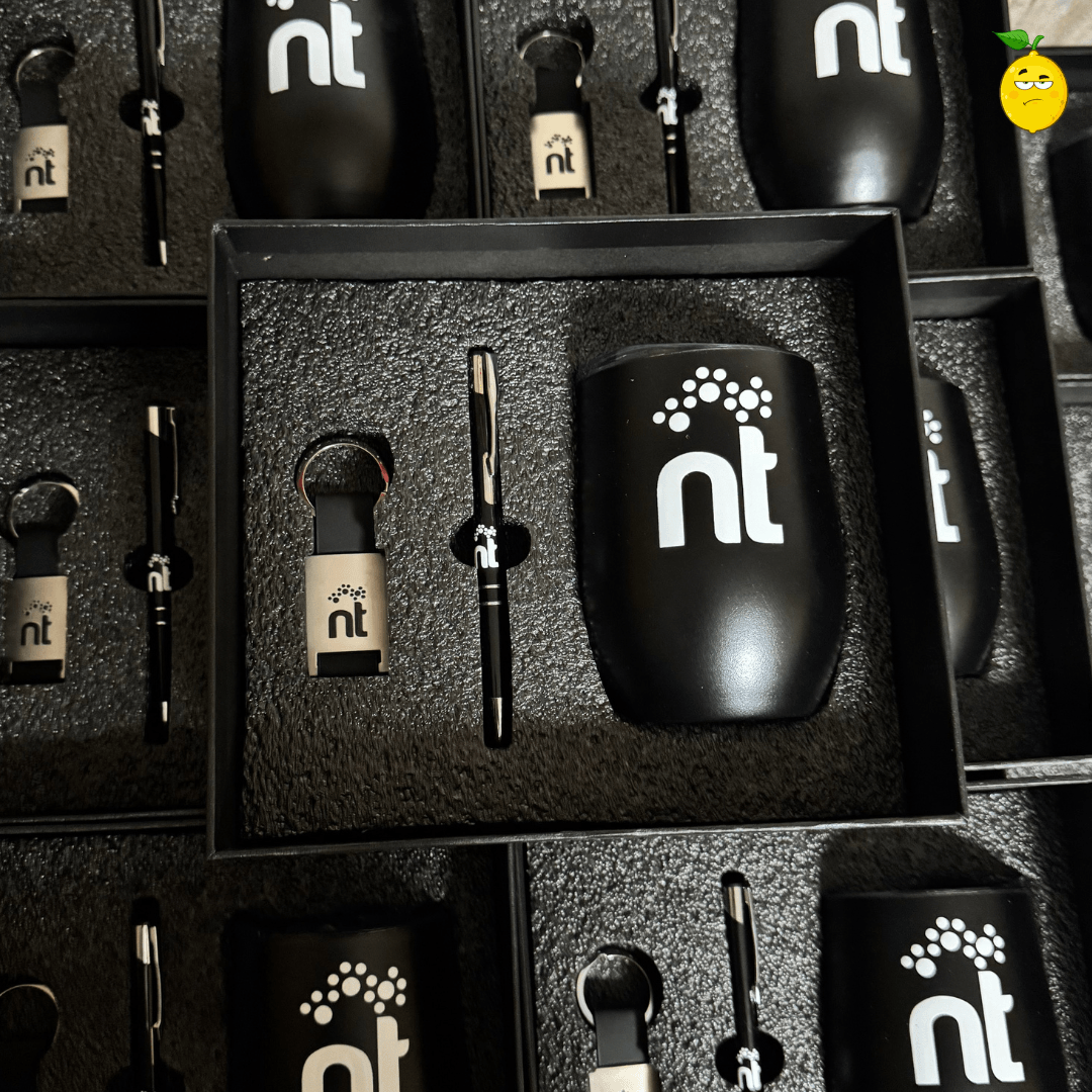 Set de Regalo Corporativo 3 Piezas: Lapicero, Llavero y Vaso Vinero - Lemon Creativo