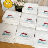 Toalla de Mano Signature con Logo Bordado - Lemon Creativo