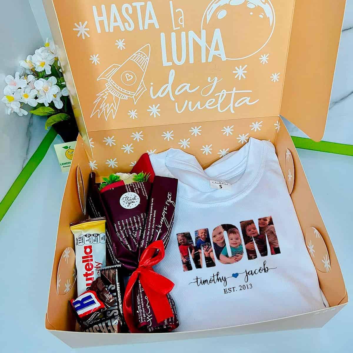 Set de Regalo: T-Shirt + Rosa Día de las Madres - Lemon Creativo