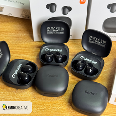 Promotional Gift Set: Wireless Headphones