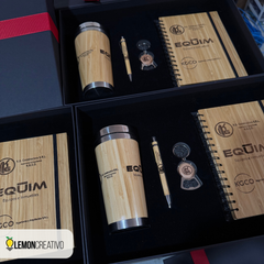 Gift Box | Smart Thermos, Pen, USB Flash Drive, and Keychain