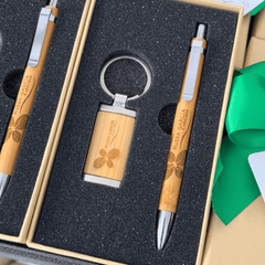 Set de Regalo Eco-Friendly: Llavero y Lapicero - Lemon Creativo