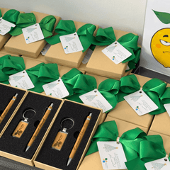 Set de Regalo Eco-Friendly: Llavero y Lapicero - Lemon Creativo