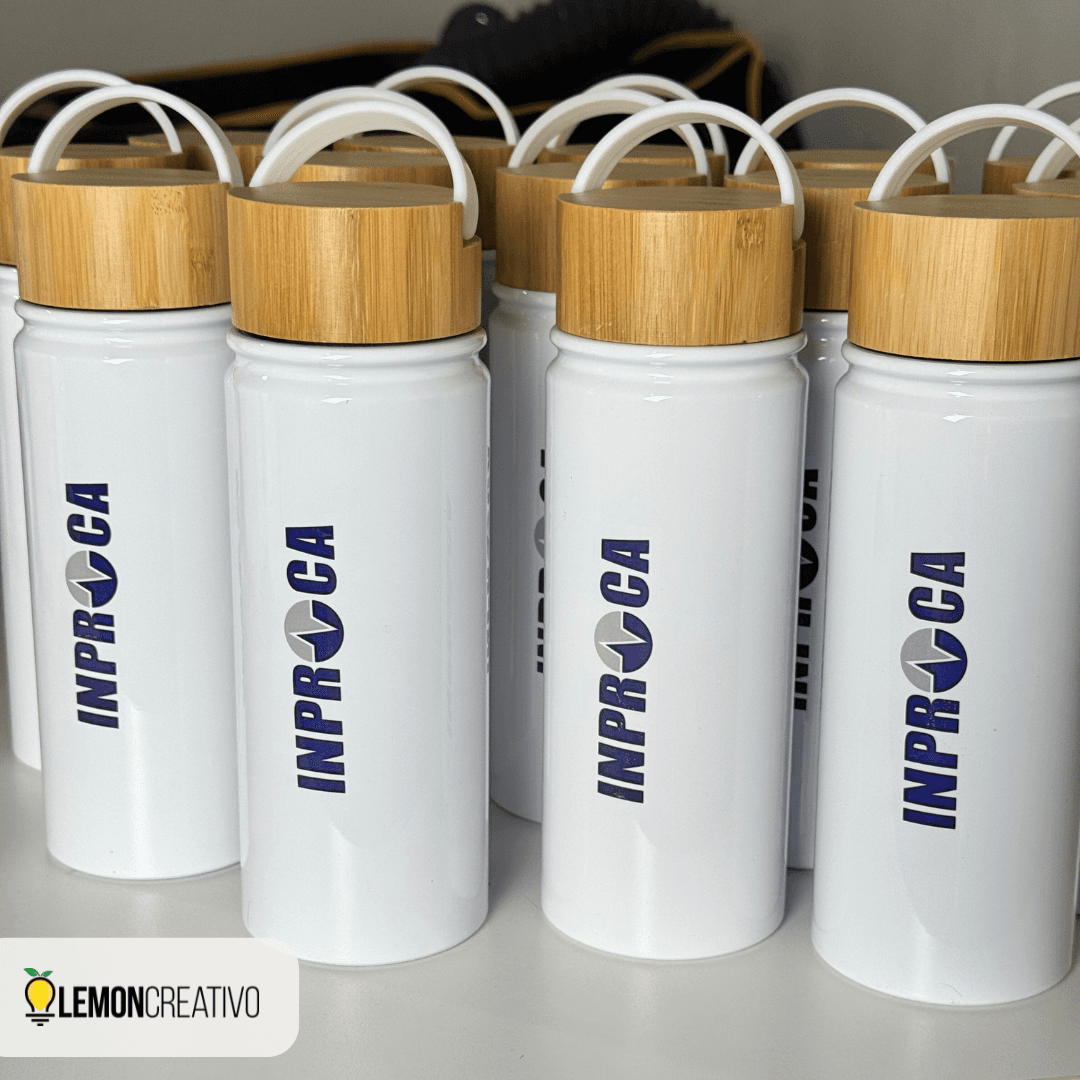 Termo de Bambú con Agarradera 20 oz – Sostenibilidad Corporativa Merchandising y Branding personalizado con logo