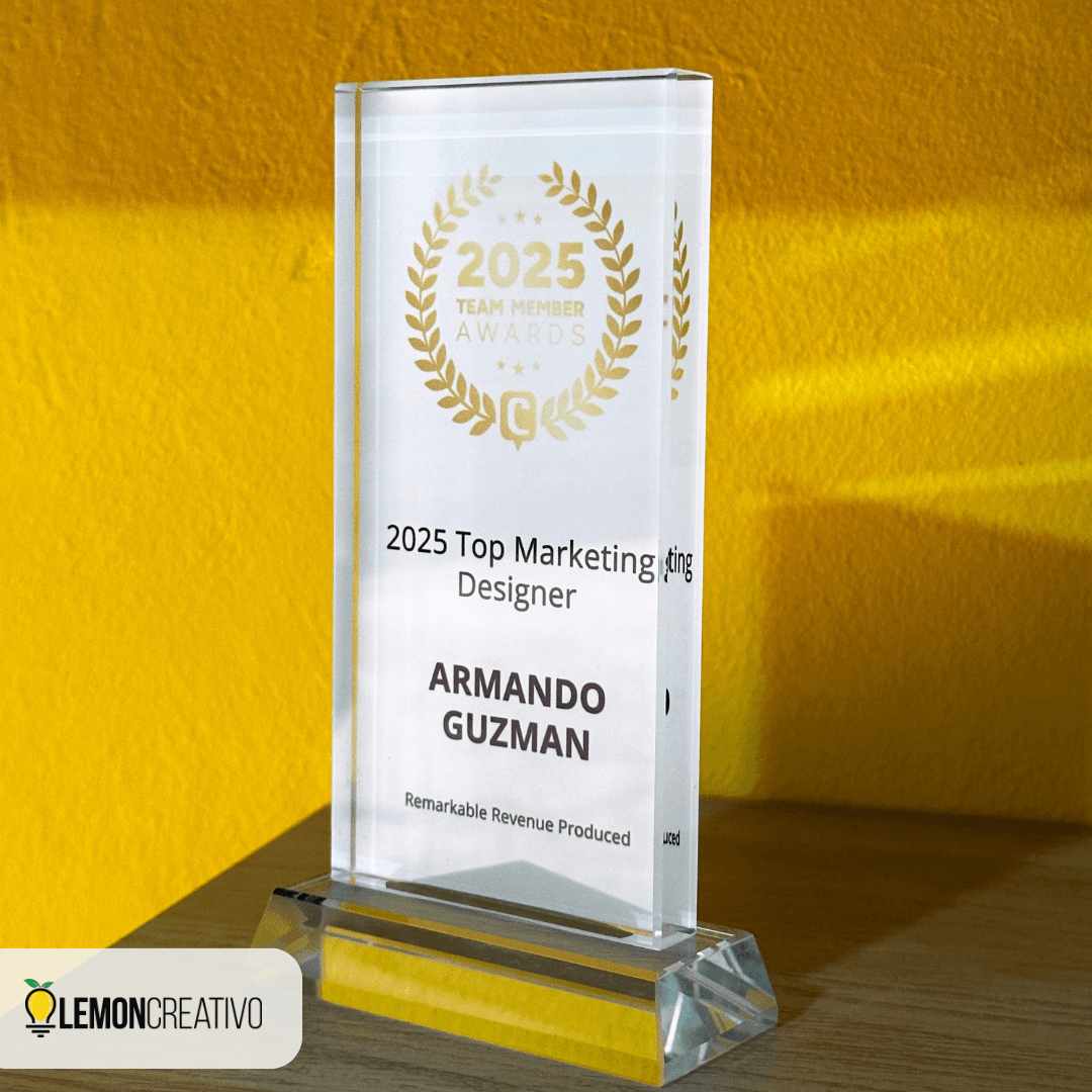 Placa de Reconocimiento de Cristal - Cuadrado Vertical for corporate branding