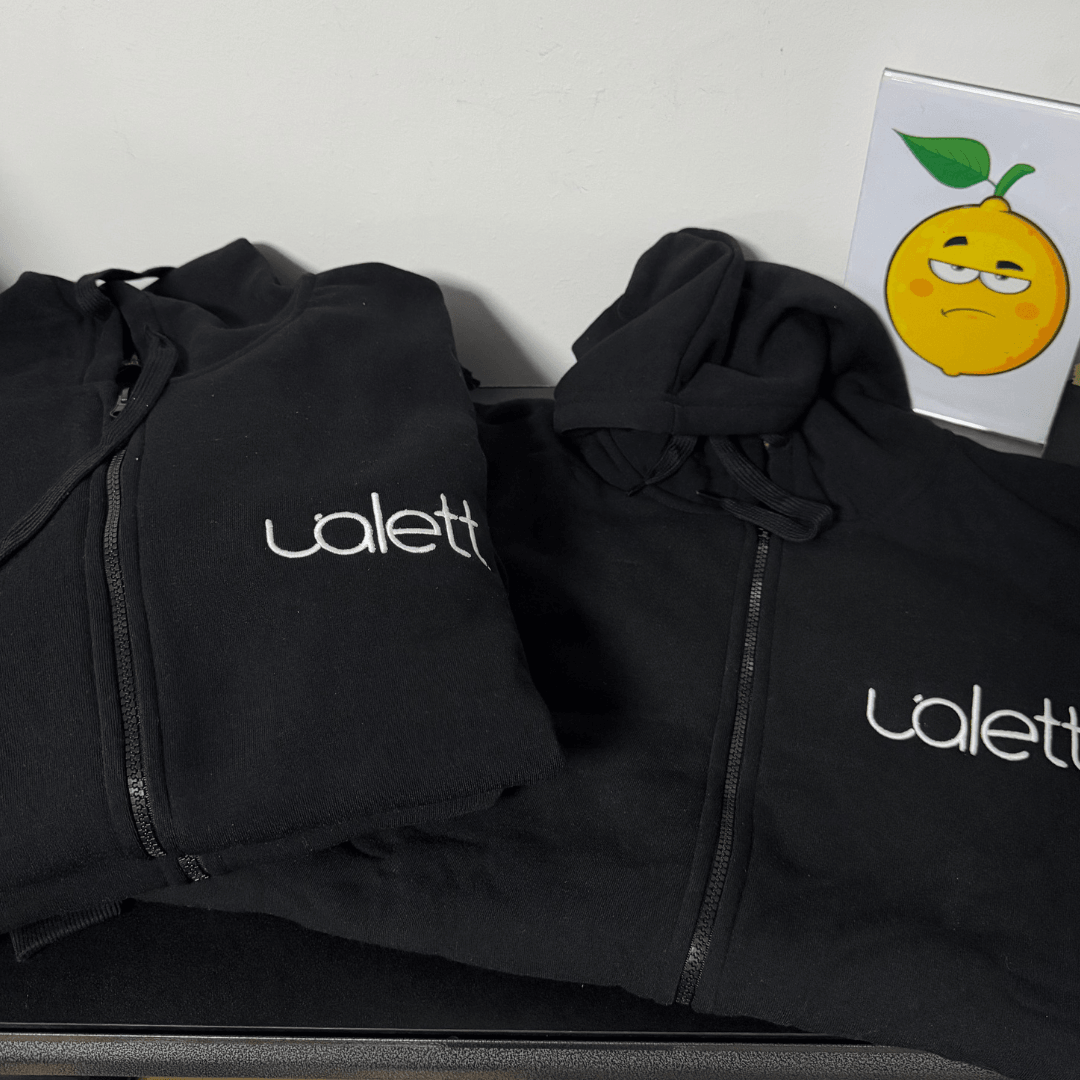 Abrigo Hoodie con Zipper Bordado - Lemon Creativo