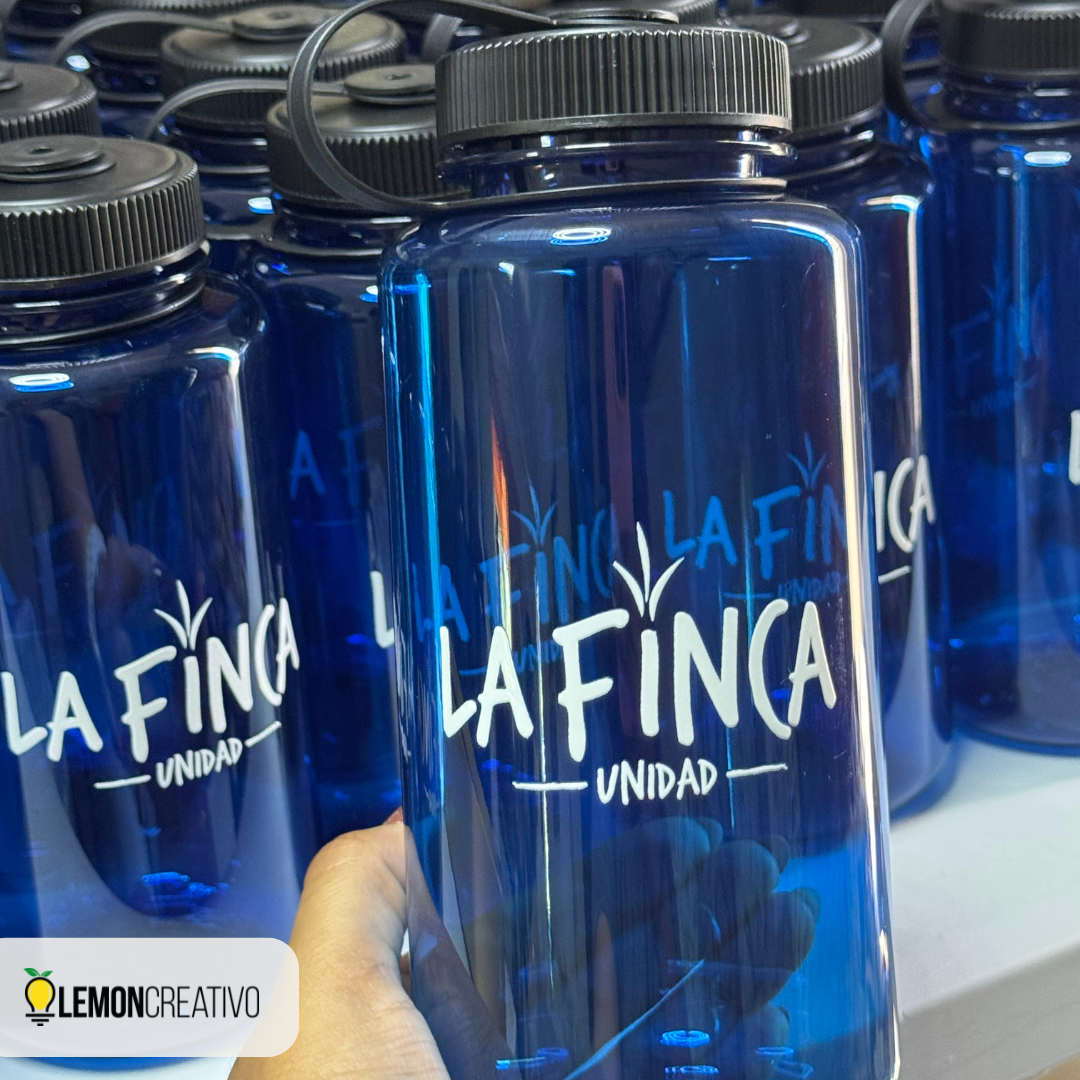 Water Bottle – Hidratación con Estilo y Branding Corporativo