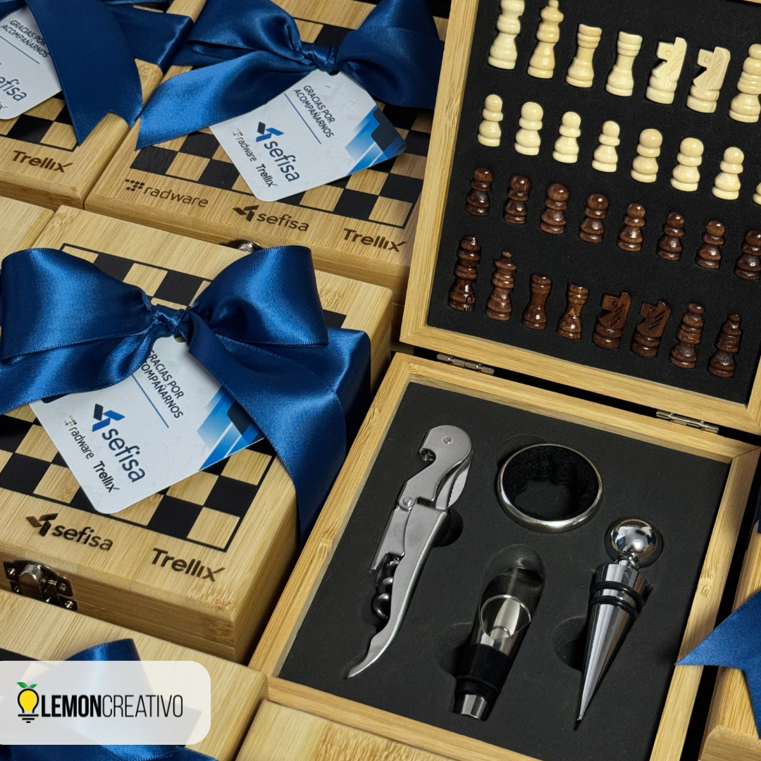 Wine Accessories Gift Set con Ajedrez – Distinción Corporativa en un Solo Detalle