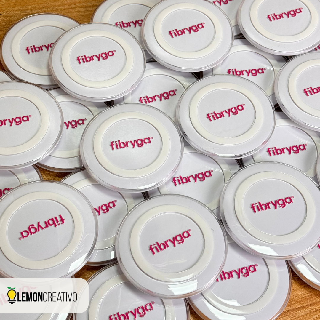 Cargador Inalámbrico Personalizado con Logo – Tecnología que Refuerza tu Branding