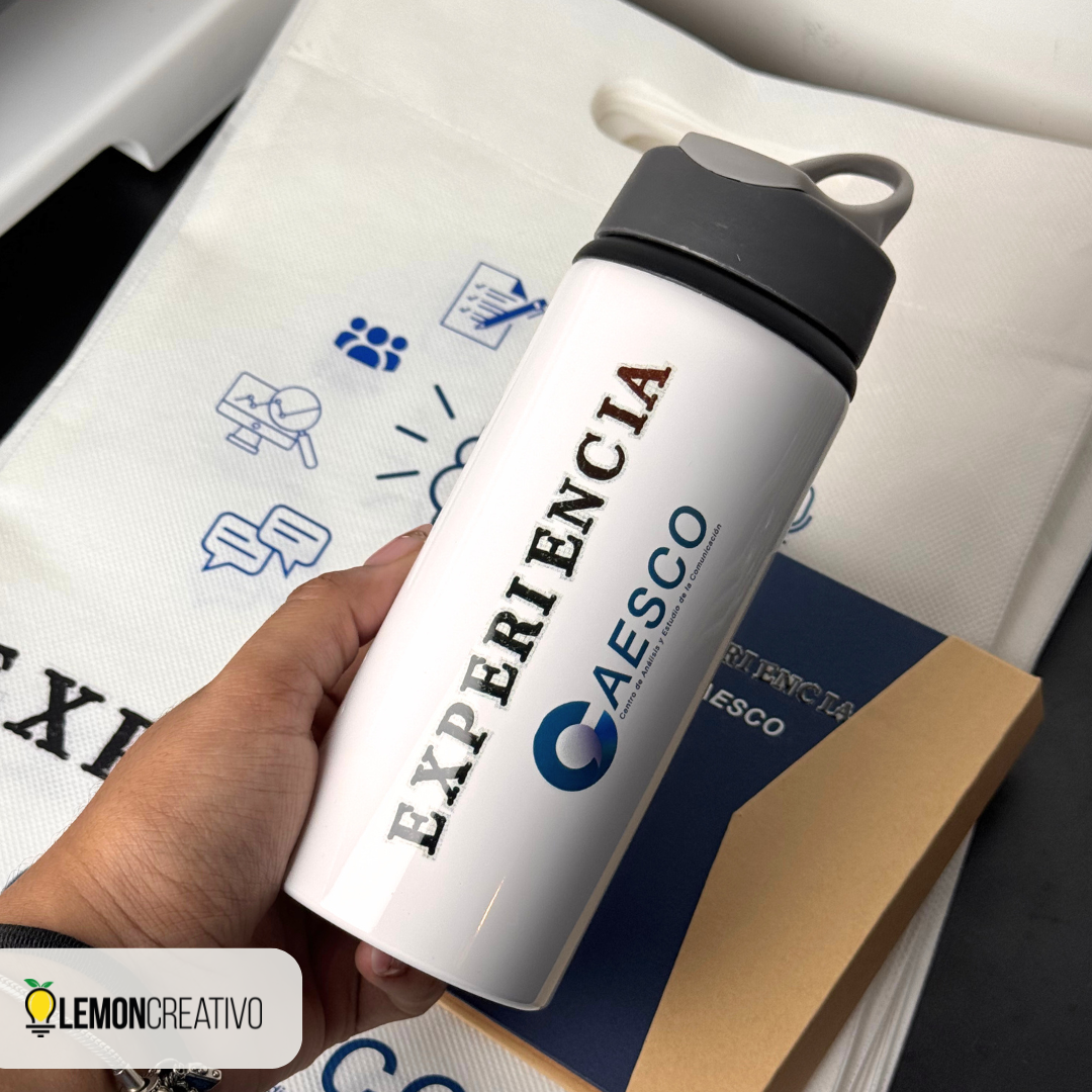 Kit de Bienvenida Personalizado – Impulsa tu Marca desde el Primer Momento