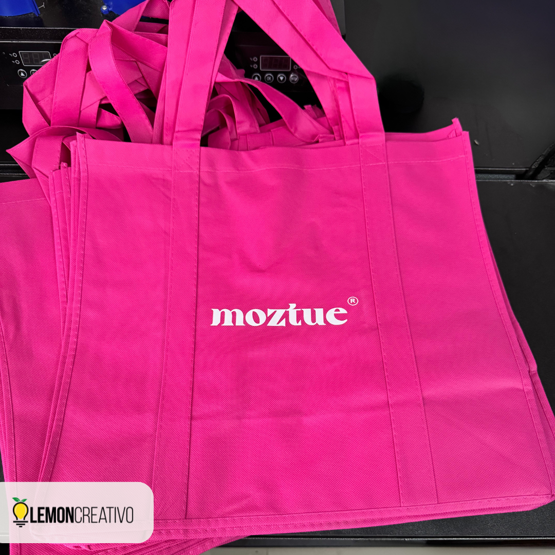 Bolso Polipropileno Cosido M003 – Resistencia, Estilo y Presencia de Marca